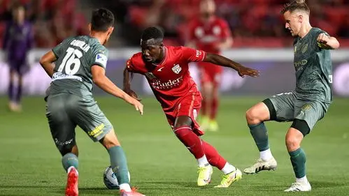 开云体育在线-包含鹿岛鹿角迎战悉尼FC，备战全力的词条