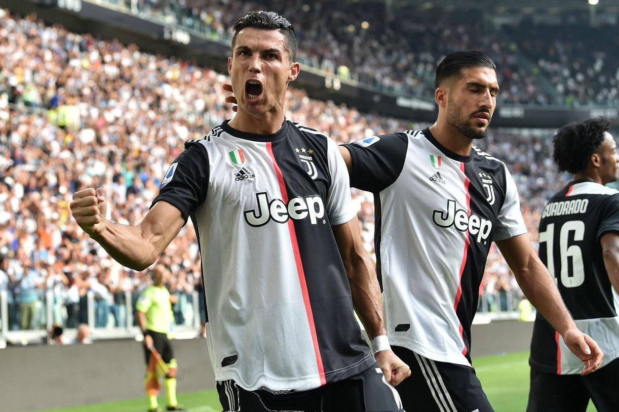 尤文图斯全队出击,决心争夺冠军 尤文图斯全队出击,决心争夺冠军