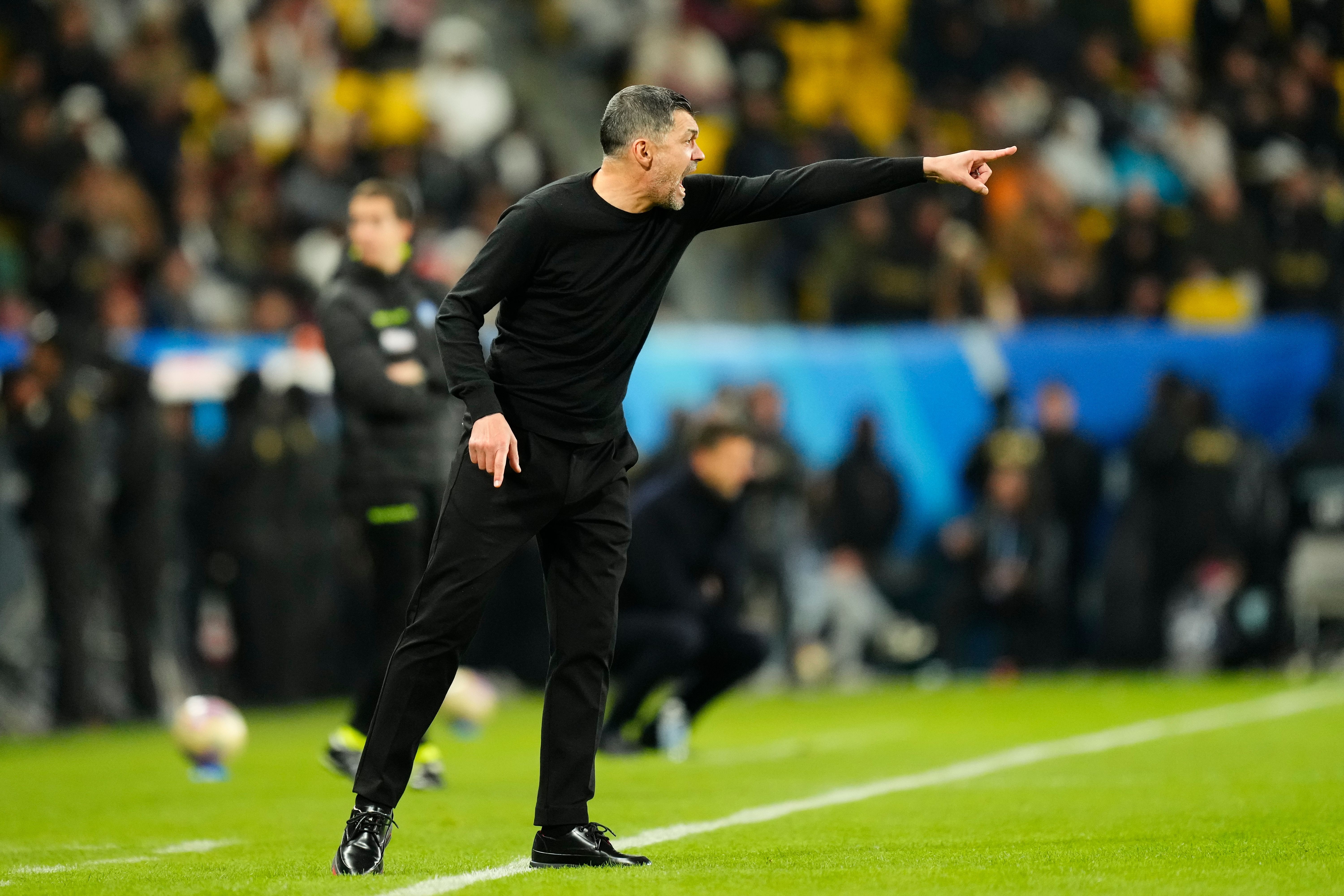 AC米兰客场惊险胜那不勒斯,保持不败的简单介绍 AC米兰客场惊险胜那不勒斯,保持不败的简单介绍