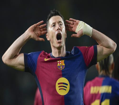 开云体育-多特蒙德反击脱离降级区，球迷振奋的简单介绍