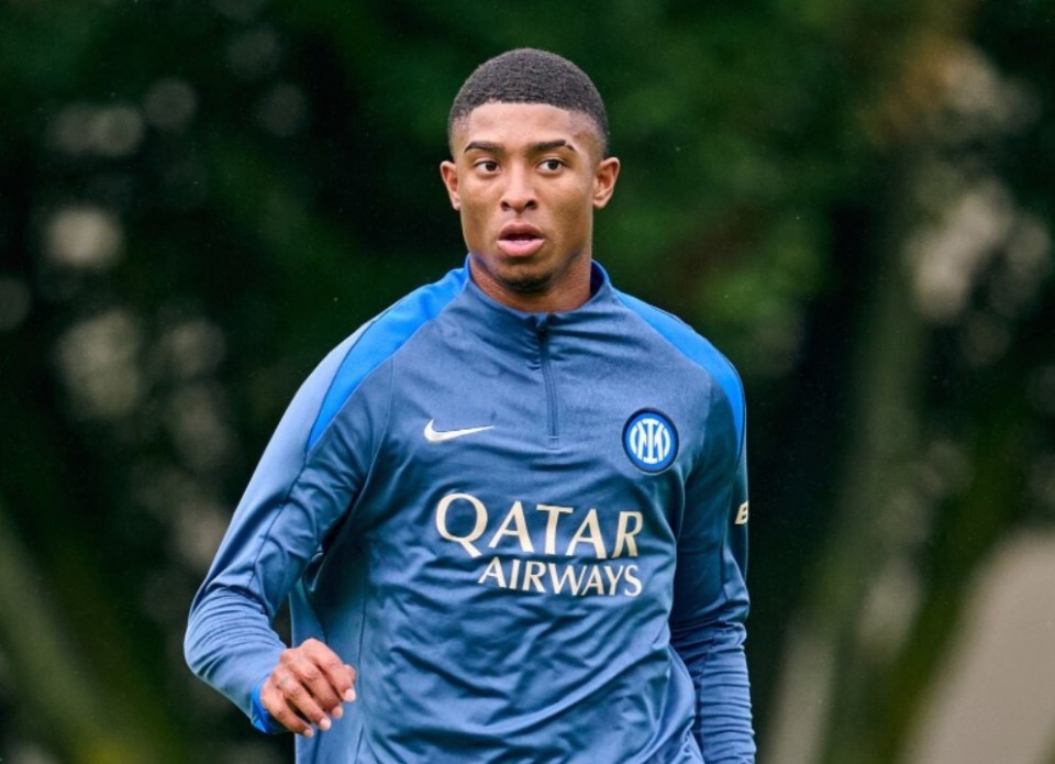 希腊国家队前锋进球,助球队取得胜利 希腊国家队前锋进球,助球队取得胜利