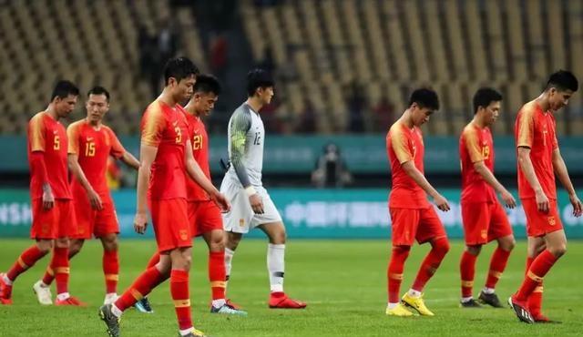 恒大客场逼平鲁能，保持领先的简单介绍