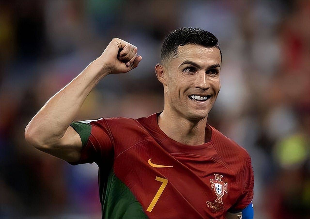 开云体育平台APP-红极一时的足球明星，实力引人瞩目！的简单介绍