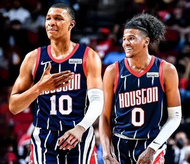 老鹰状元新星再度砍下两双,未来可期的简单介绍 老鹰状元新星再度砍下两双,未来可期的简单介绍