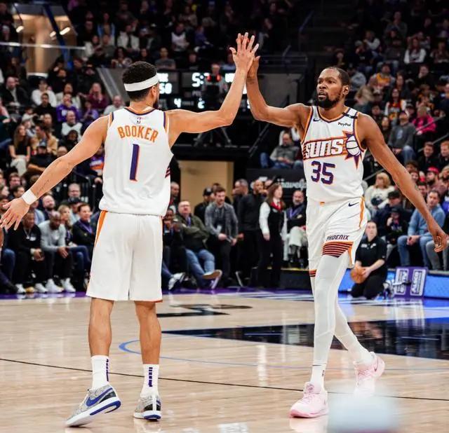 包含小牛斗志昂扬:冲击爵士取得胜利的词条 包含小牛斗志昂扬:冲击爵士取得胜利的词条