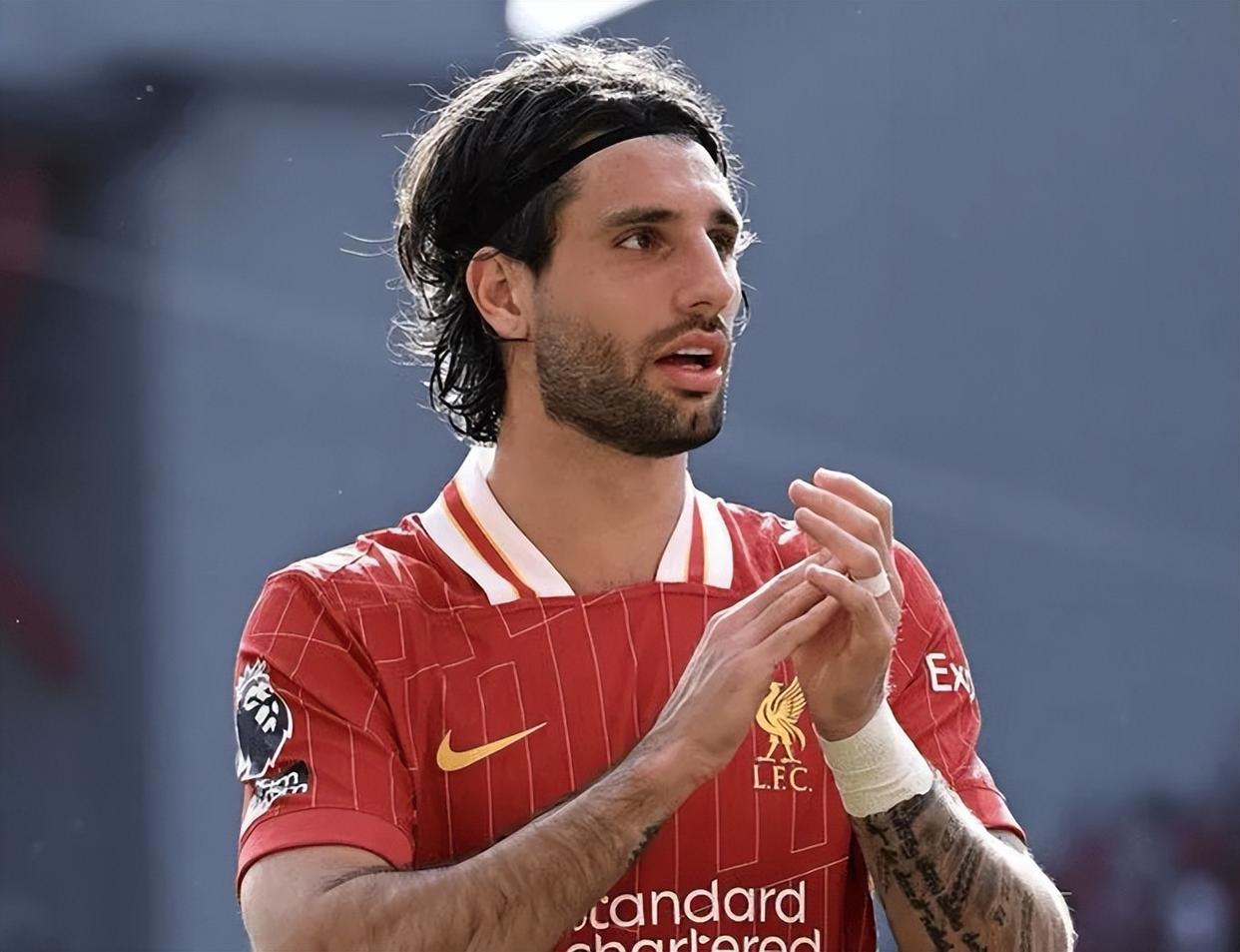 开云官网-利物浦遭逢大迎头来落后制胜