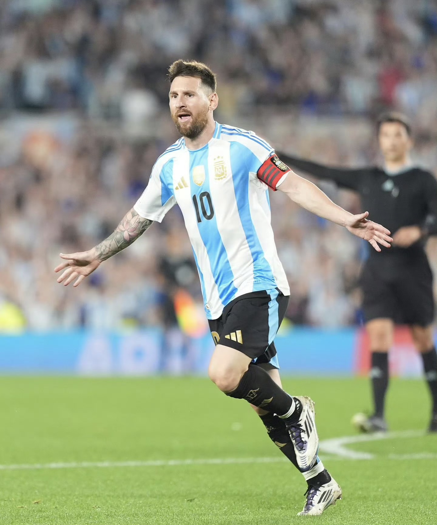 开云体育官网-玻利维亚球员在比赛中展现出色表现