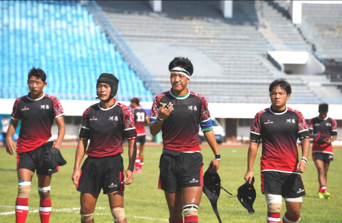 开云体育平台APP-激烈对抗！两队在赛场上展开激烈角逐