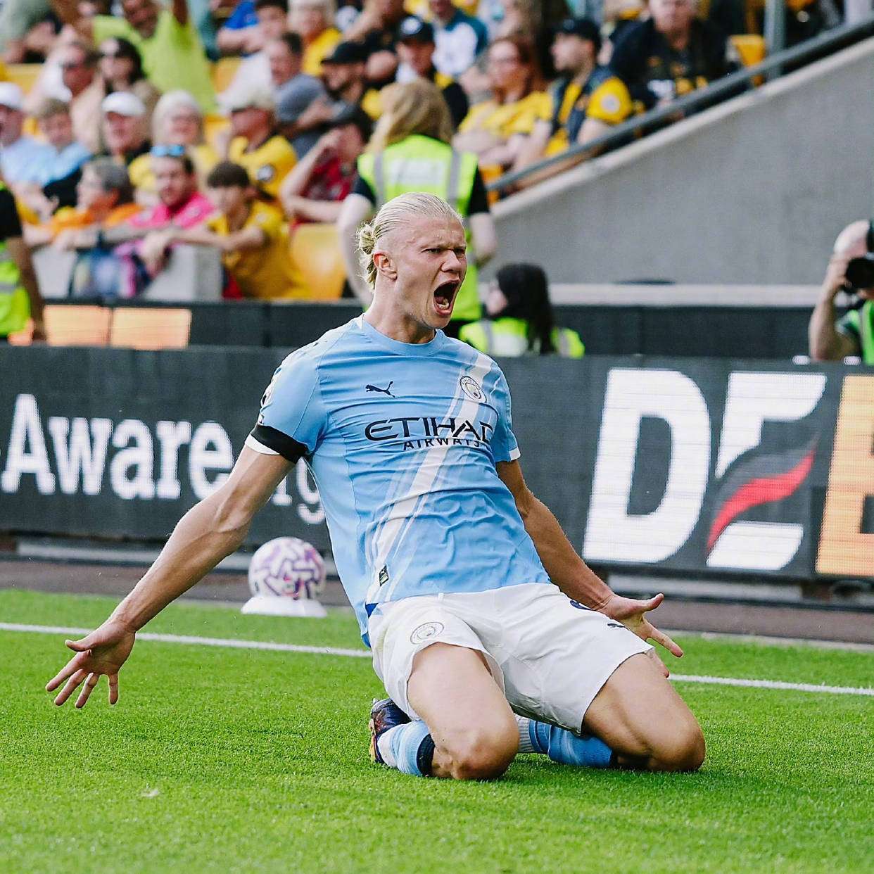 开云体育-曼城客场失利，卫冕形势越发严峻