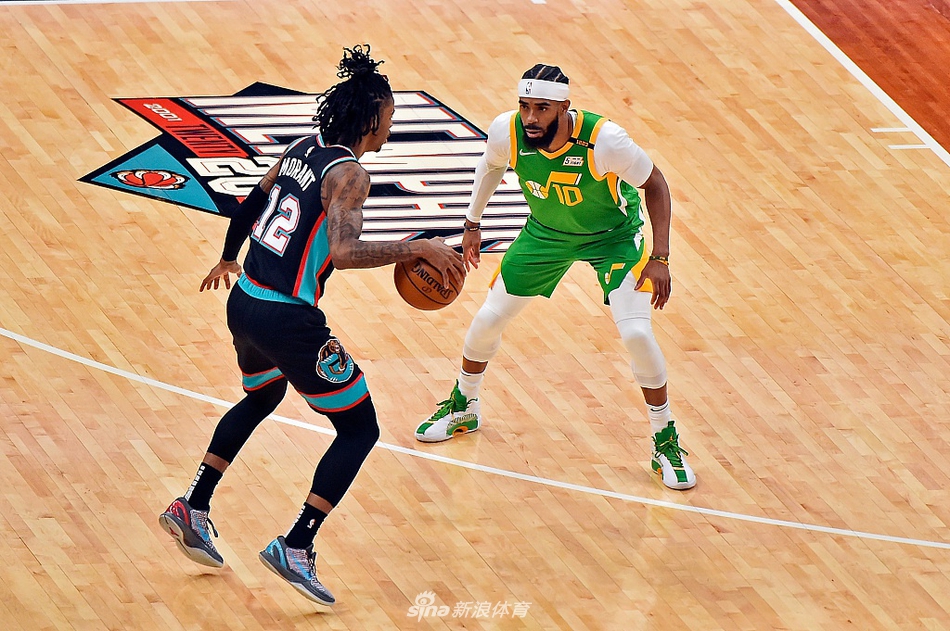 开云体育官网-爵士擒灰熊,稳坐榜首