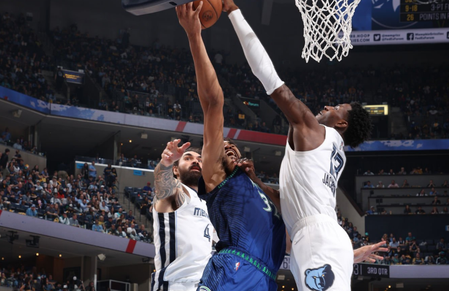 包含比斯利27+11,热火擒灰熊的词条 包含比斯利27+11,热火擒灰熊的词条