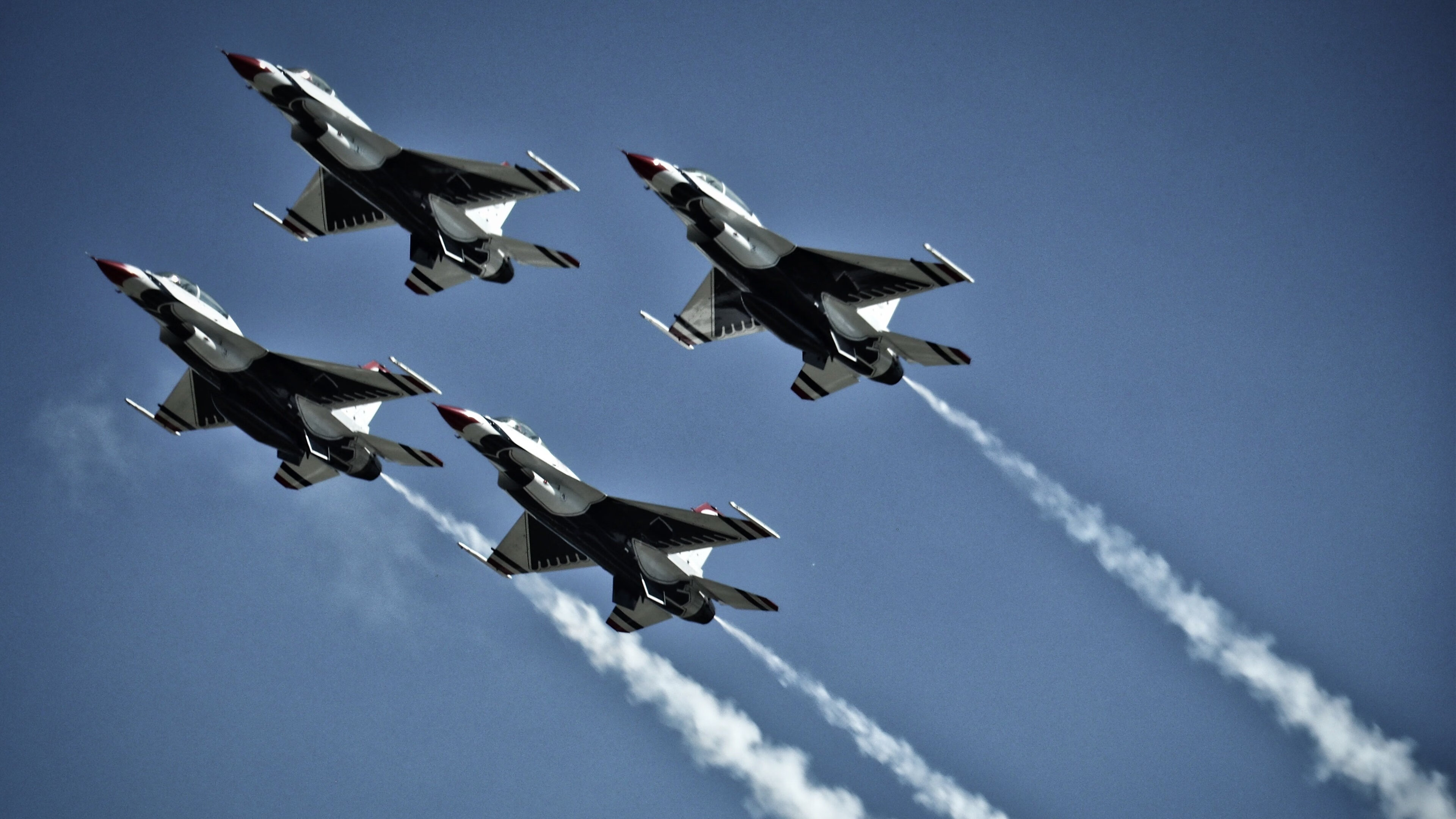 开云体育平台APP-恩佐满分诠释何为大场面先生，罗马的战术铁笼如何绞杀巴萨