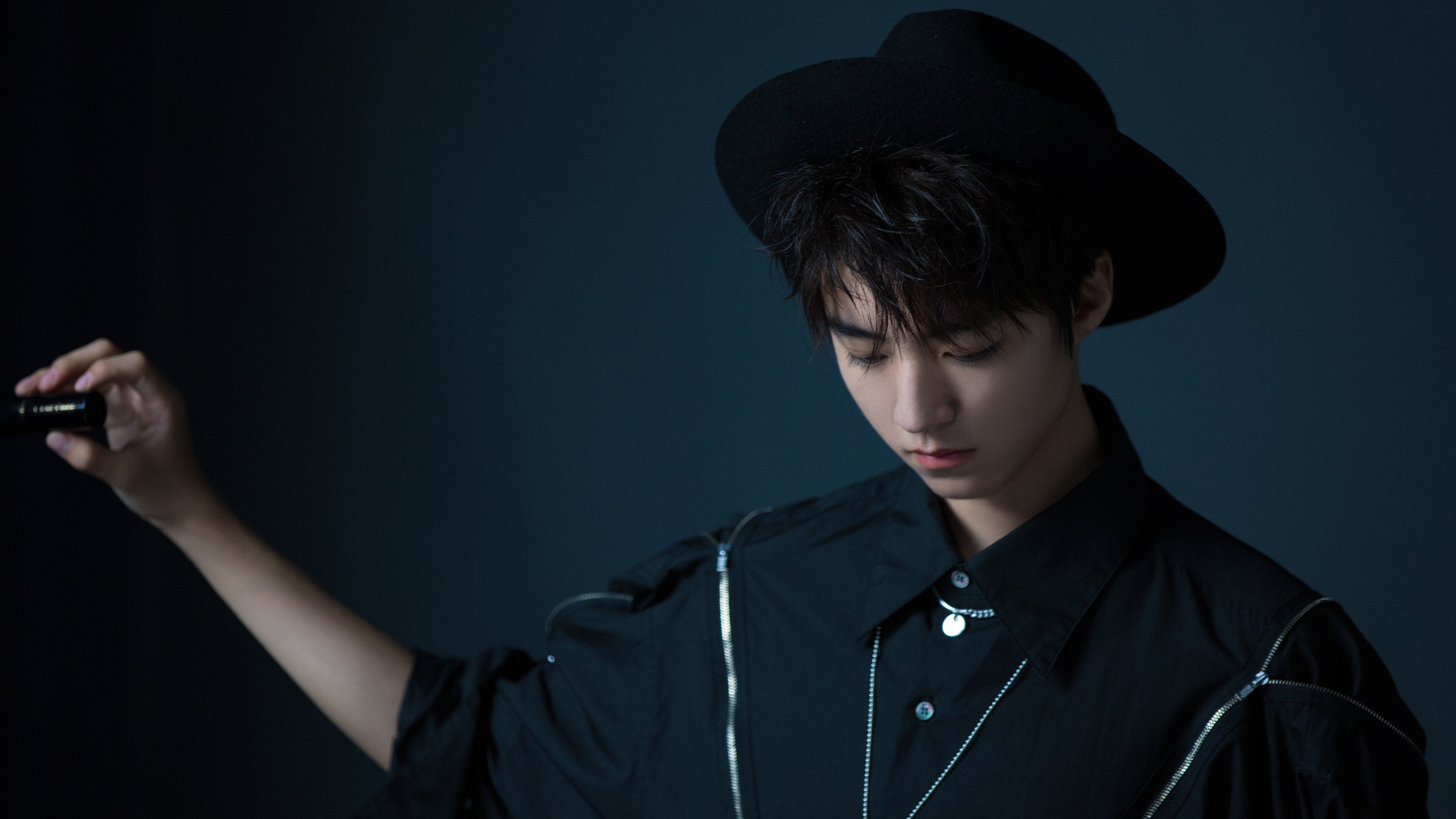 开云平台-双城记，广东队逆境突围与马克西绝境绽放