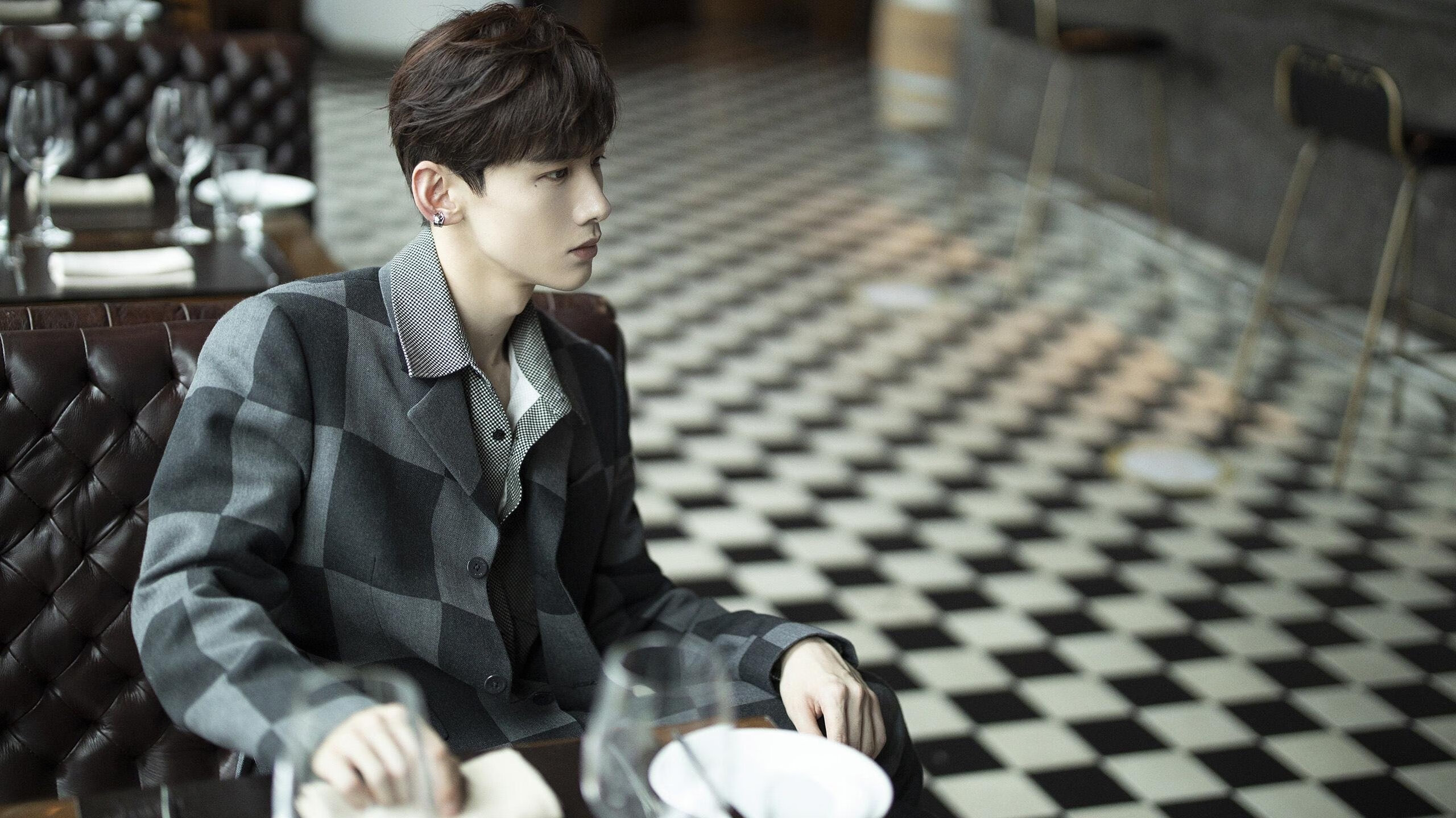 开云体育在线-沉默的基石，法比尼奥，于无声处听惊雷